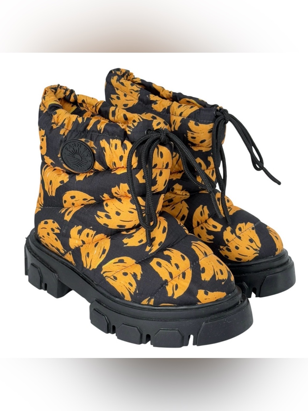 NEW FARM RIO BLACK YELLOW BANANA BUNCH LUG SOLE PLATFORM ANKLE BOOTS BOOTIES 6